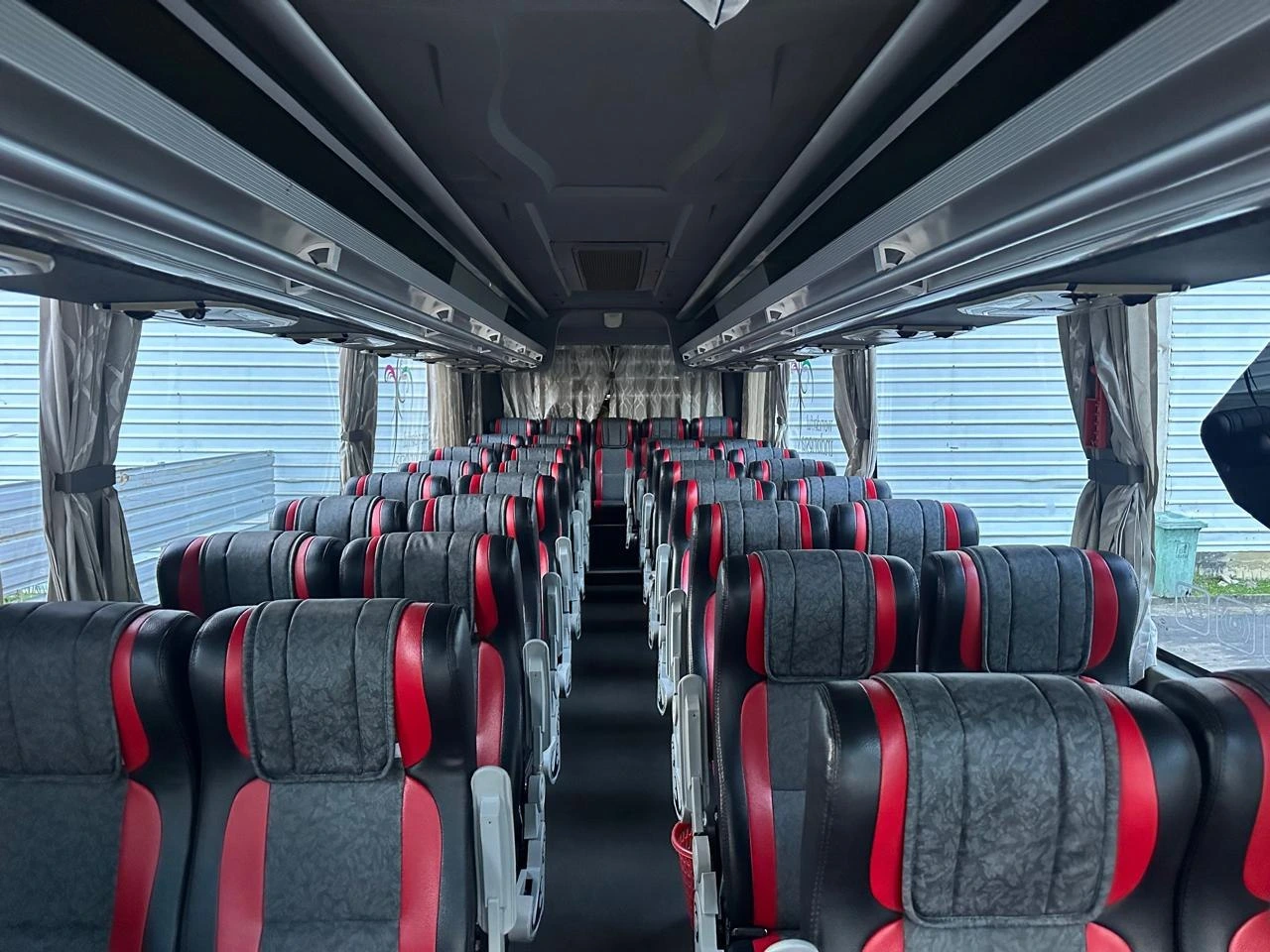 Sewa Bus Batam 33Seat 3