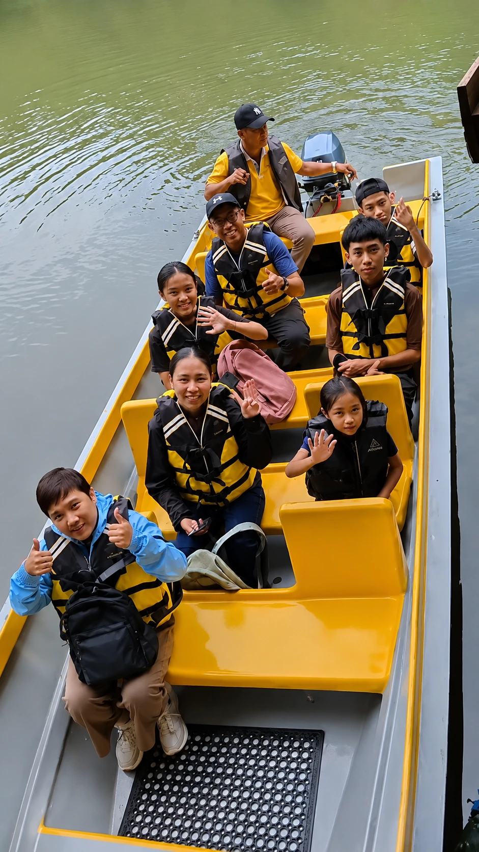 Paket Tour Batam Bintan Family